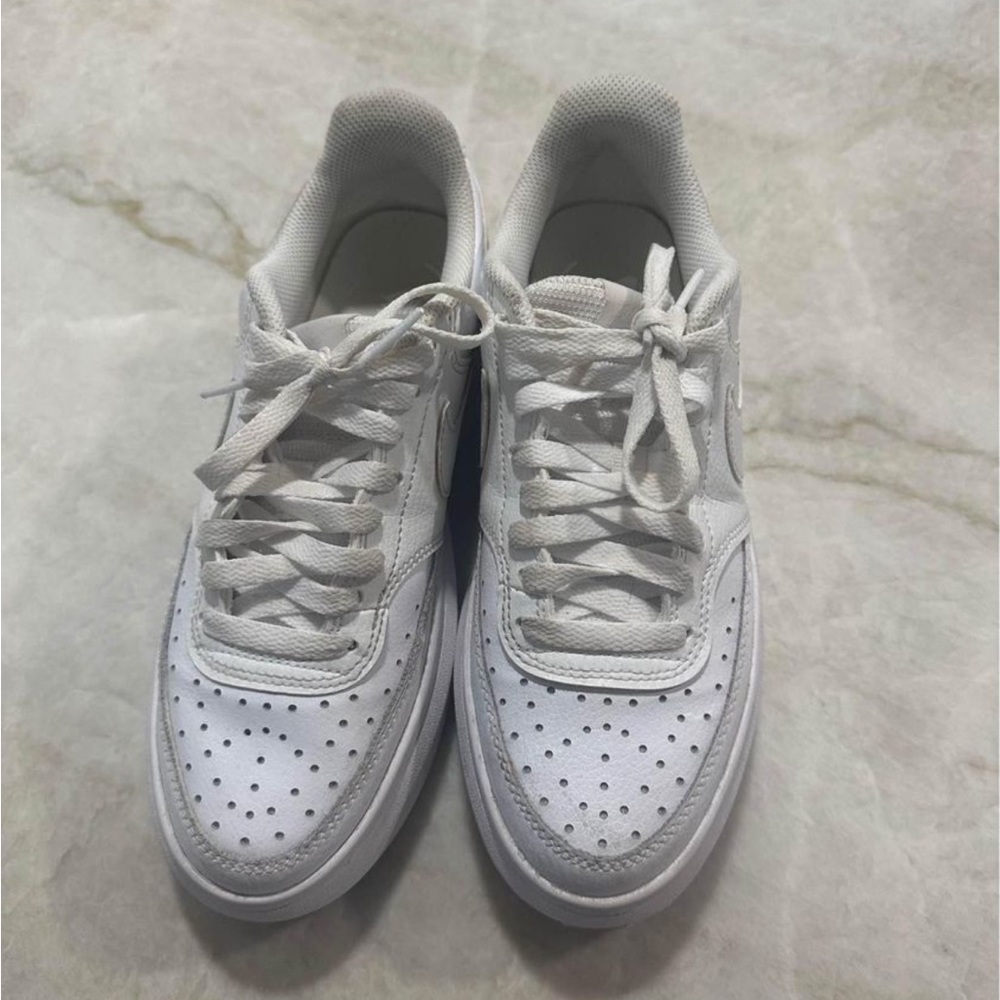 Nike court vision Alta